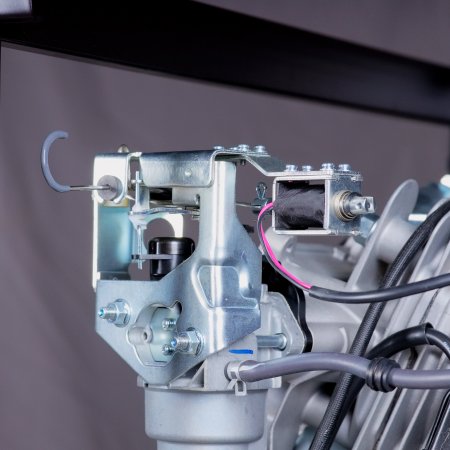 Бензиновый генератор FUBAG BS 8000 DA ES (трехфазный) с электростартером и коннектором автоматики в Волгограде фото